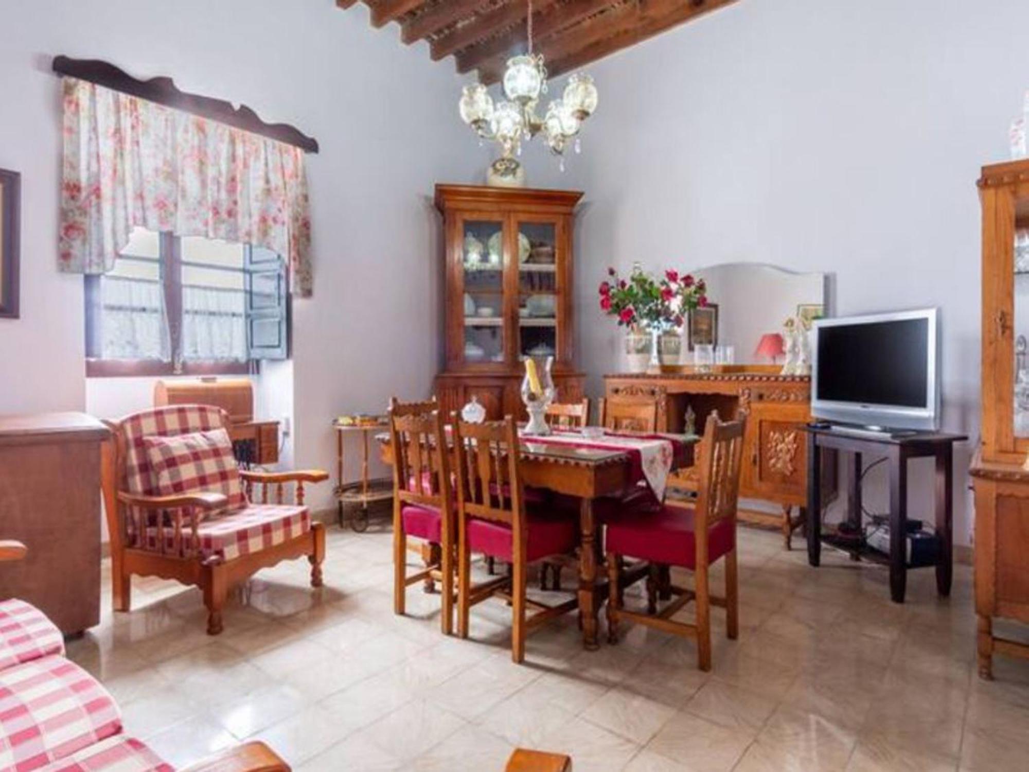 Live Arico Casa Abuela Holiday home *